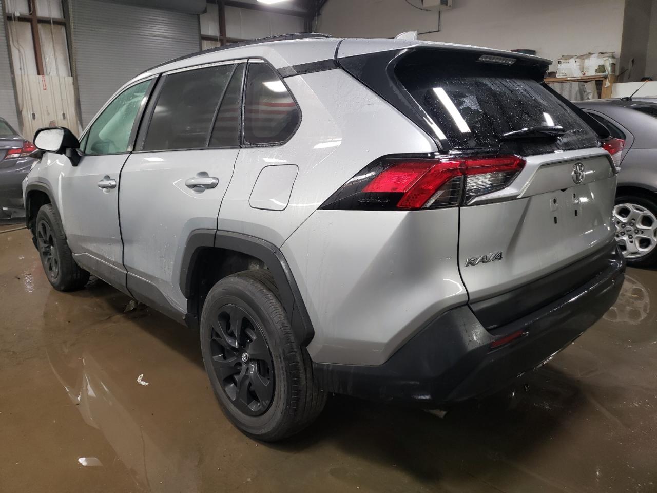 2019 Toyota RAV 4 VIN 2T3F1RFV1KW052301 Copart auction photo, front end / side damage thumbnail 2