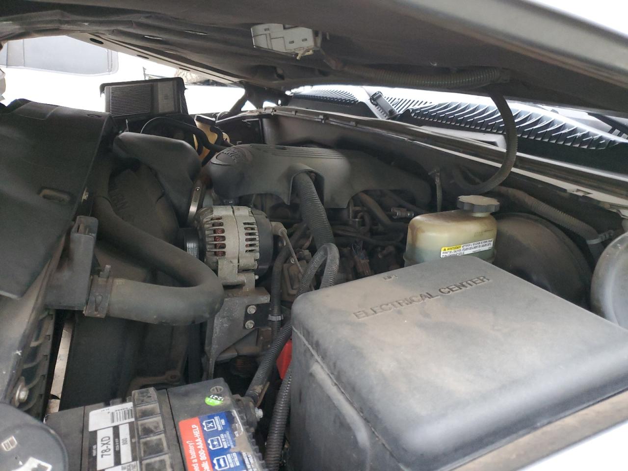 2002 Chevrolet Silverado VIN 1GCEC14V02Z181060 Copart auction photo, front end damage thumbnail 12