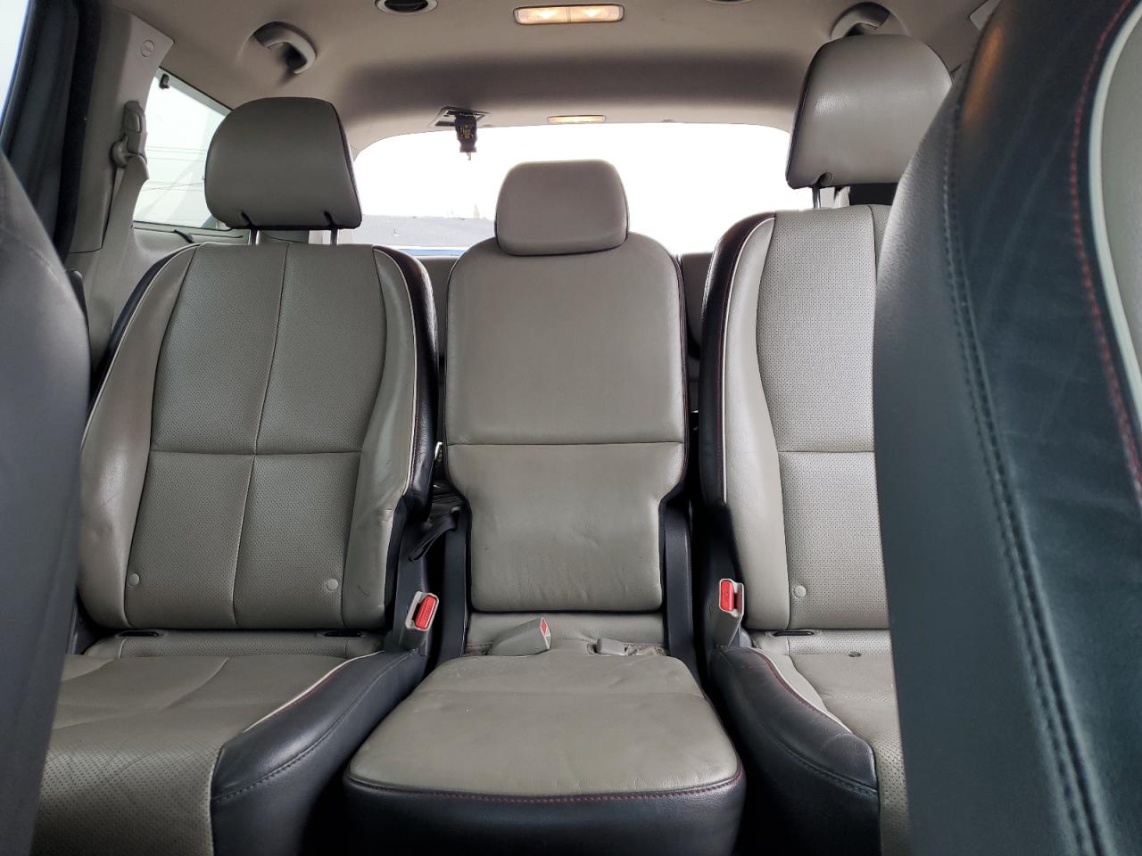 2018 KIA Sedona VIN KNDMB5C12J6407698 Copart auction photo, front end / frame damage damage thumbnail 10