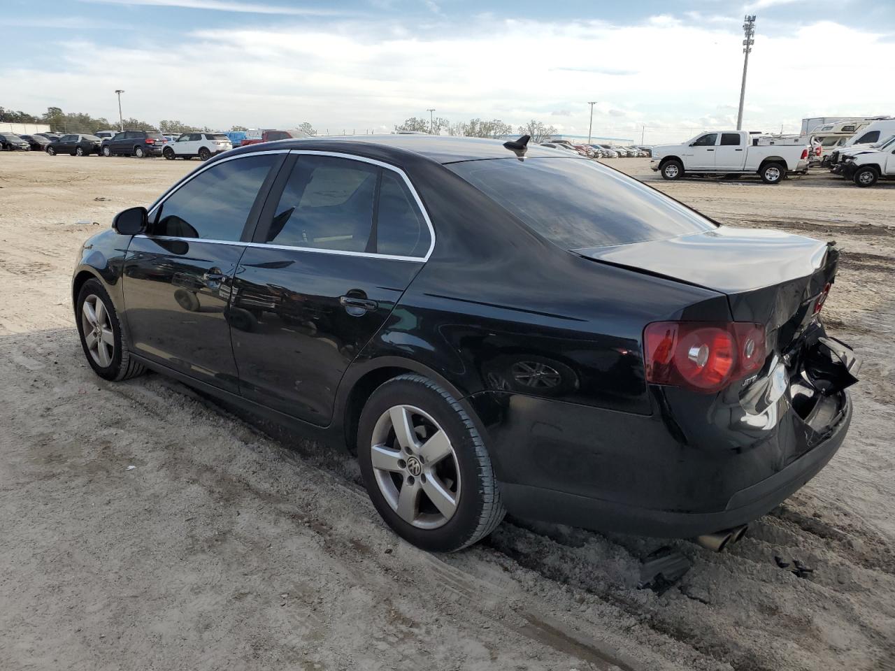 2008 Volkswagen Jetta VIN 3VWRM71K08M151768 Copart auction photo, rear end damage thumbnail 2