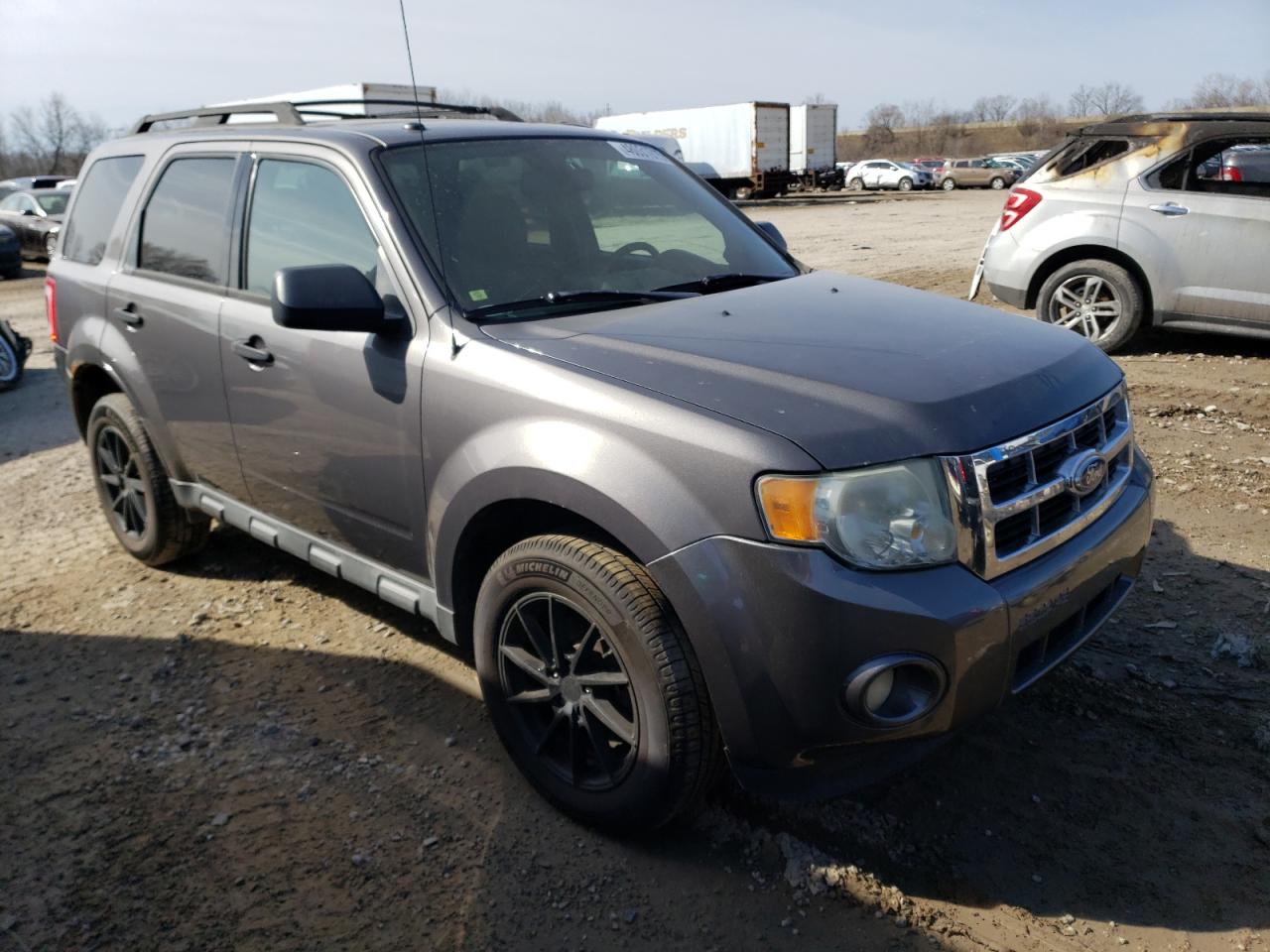 2011 Ford Escape VIN 1FMCU0DG3BKB45982 Copart auction photo, rear end damage thumbnail 4