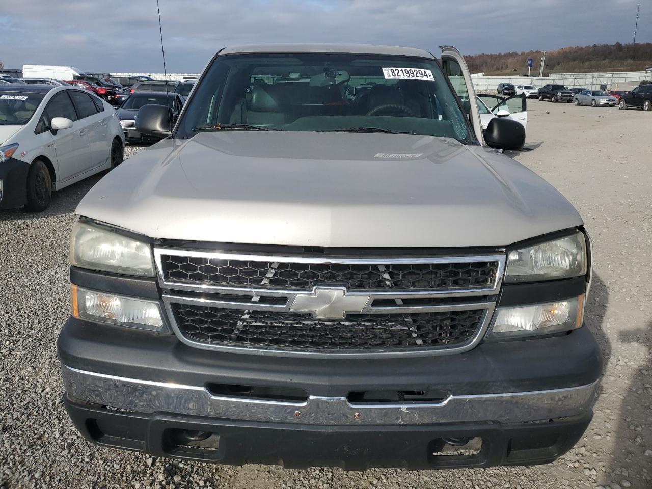 2006 Chevrolet Silverado VIN 1GCEC19X46Z124473 Copart auction photo, side damage thumbnail 5