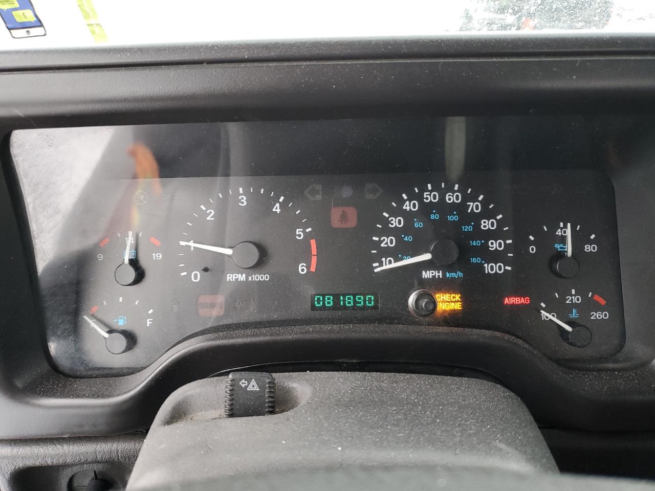 1999 Jeep Wrangler VIN 1J4FY29P3XP470646 Copart auction photo, front end damage thumbnail 9