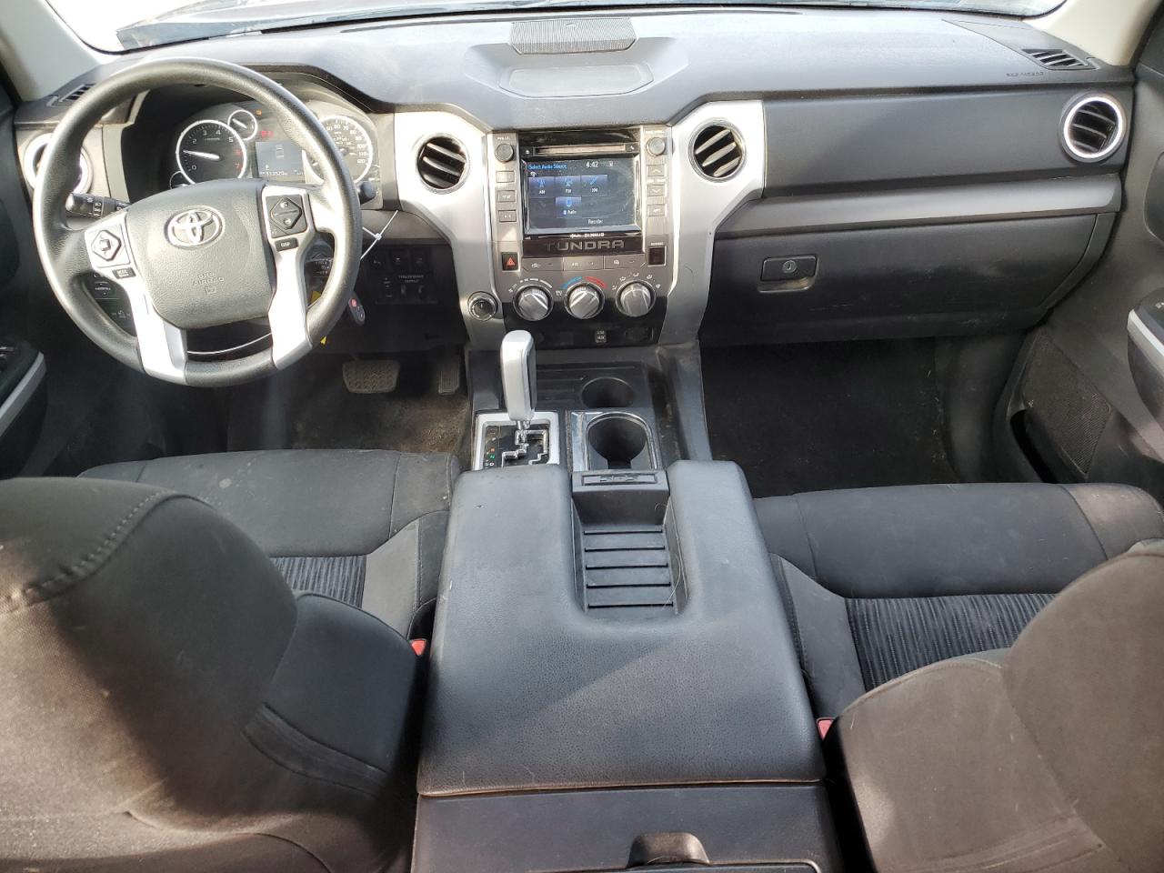 2017 Toyota Tundra VIN 5TFUW5F15HX622321 Copart auction photo, front end damage thumbnail 8