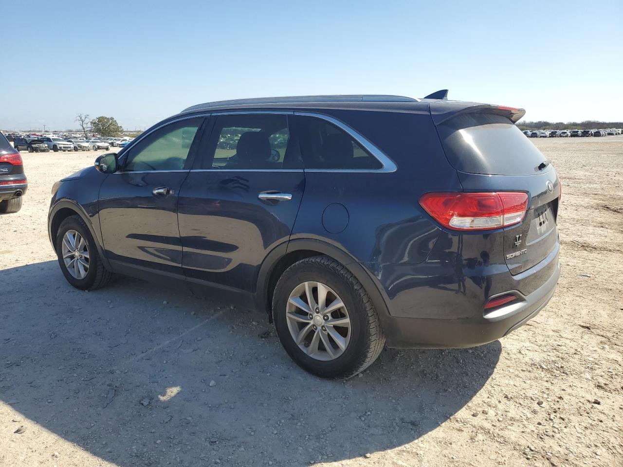2016 KIA Sorento VIN 5XYPG4A58GG019928 Copart auction photo, mechanical damage thumbnail 2