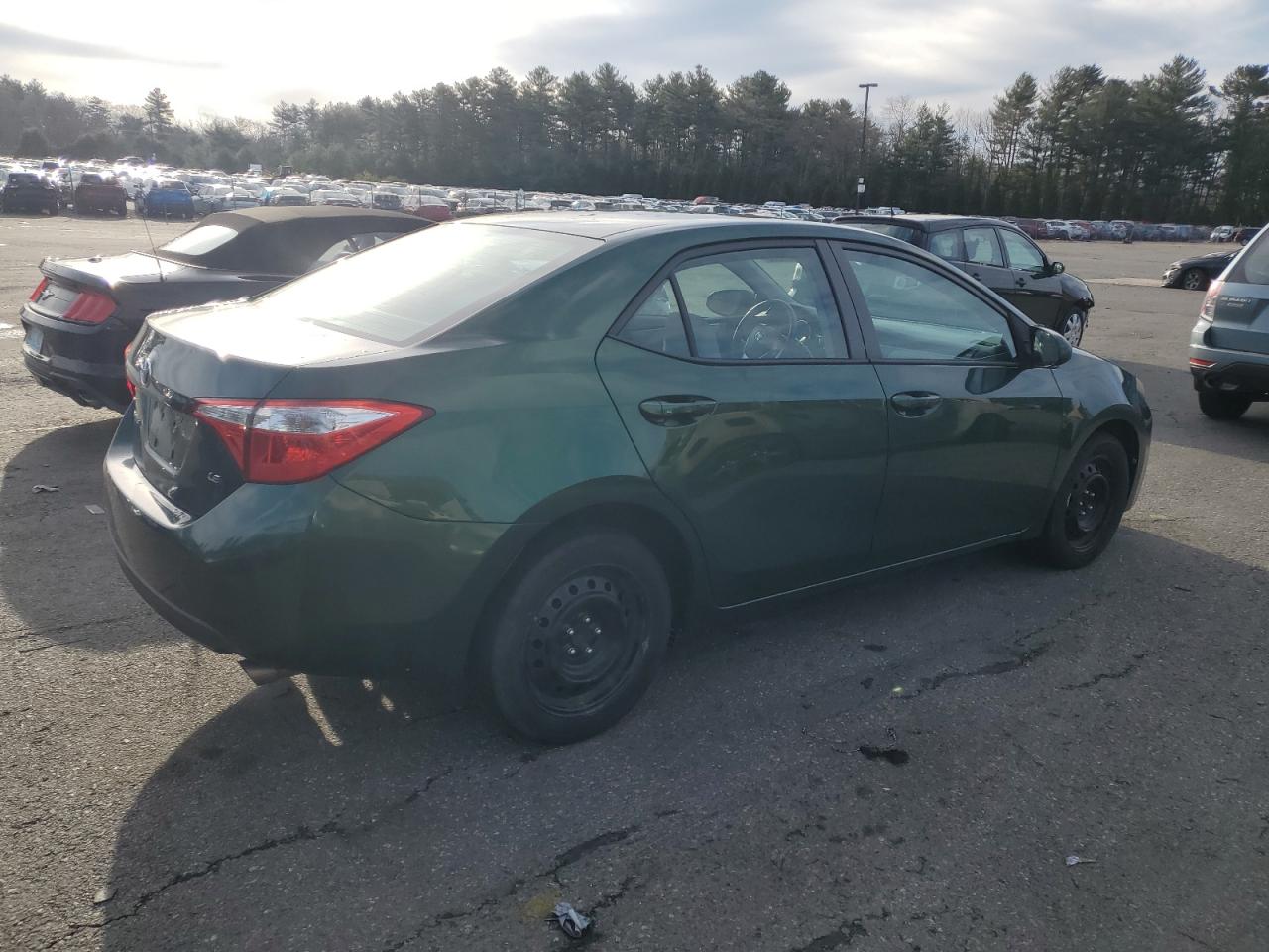 2015 Toyota Corolla VIN 2T1BURHE3FC249523 Copart auction photo, side / minor dent/scratches damage thumbnail 3