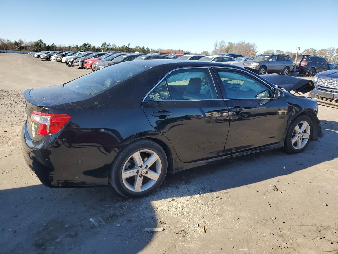 2013 Toyota Camry VIN 4T1BF1FKXDU207558 Copart auction photo, front end / minor dent/scratches damage thumbnail 3