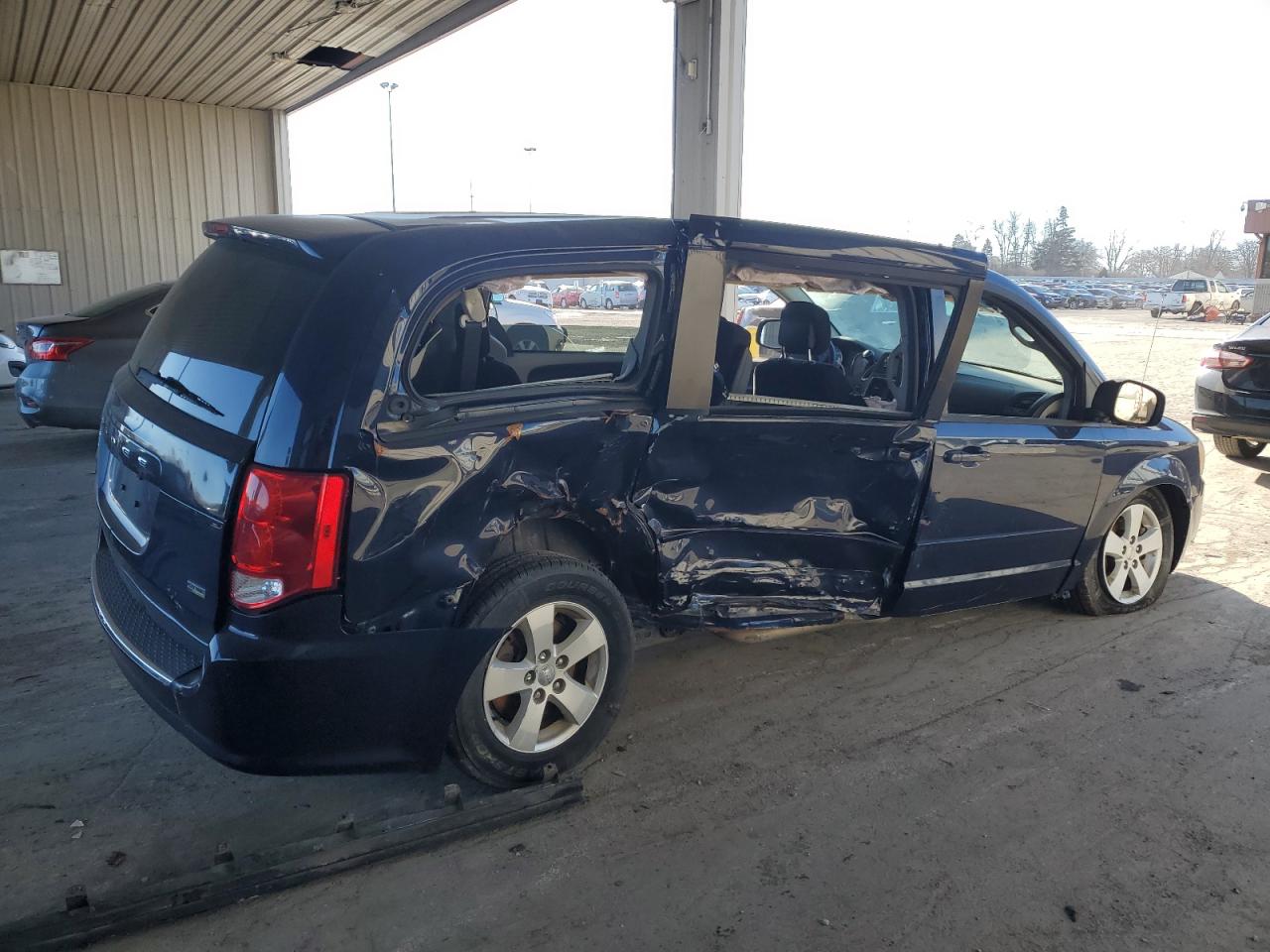2013 Dodge Caravan VIN 2C4RDGBG5DR735583 Copart auction photo, side damage thumbnail 3