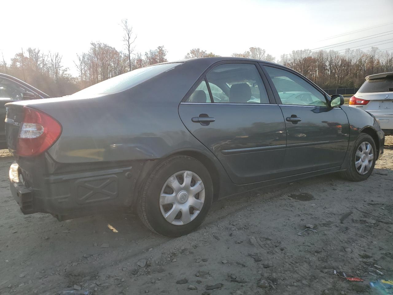 2002 Toyota Camry VIN 4T1BE32KX2U581444 Copart auction photo, rear end damage thumbnail 3