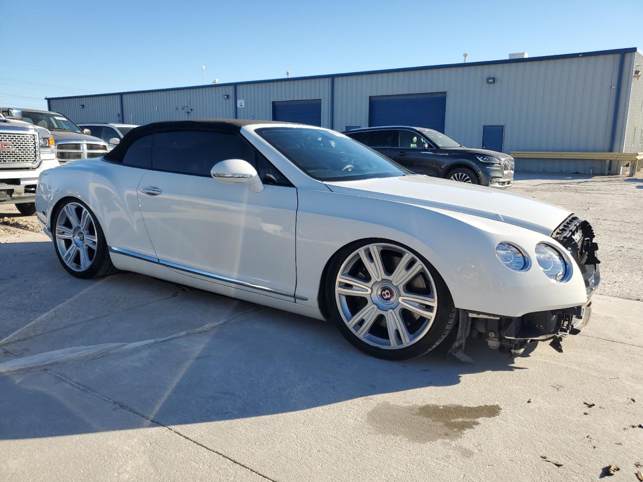 2013 Bentley Continental VIN SCBGT3ZAXDC082345 Copart auction photo, front end / undercarriage damage thumbnail 4