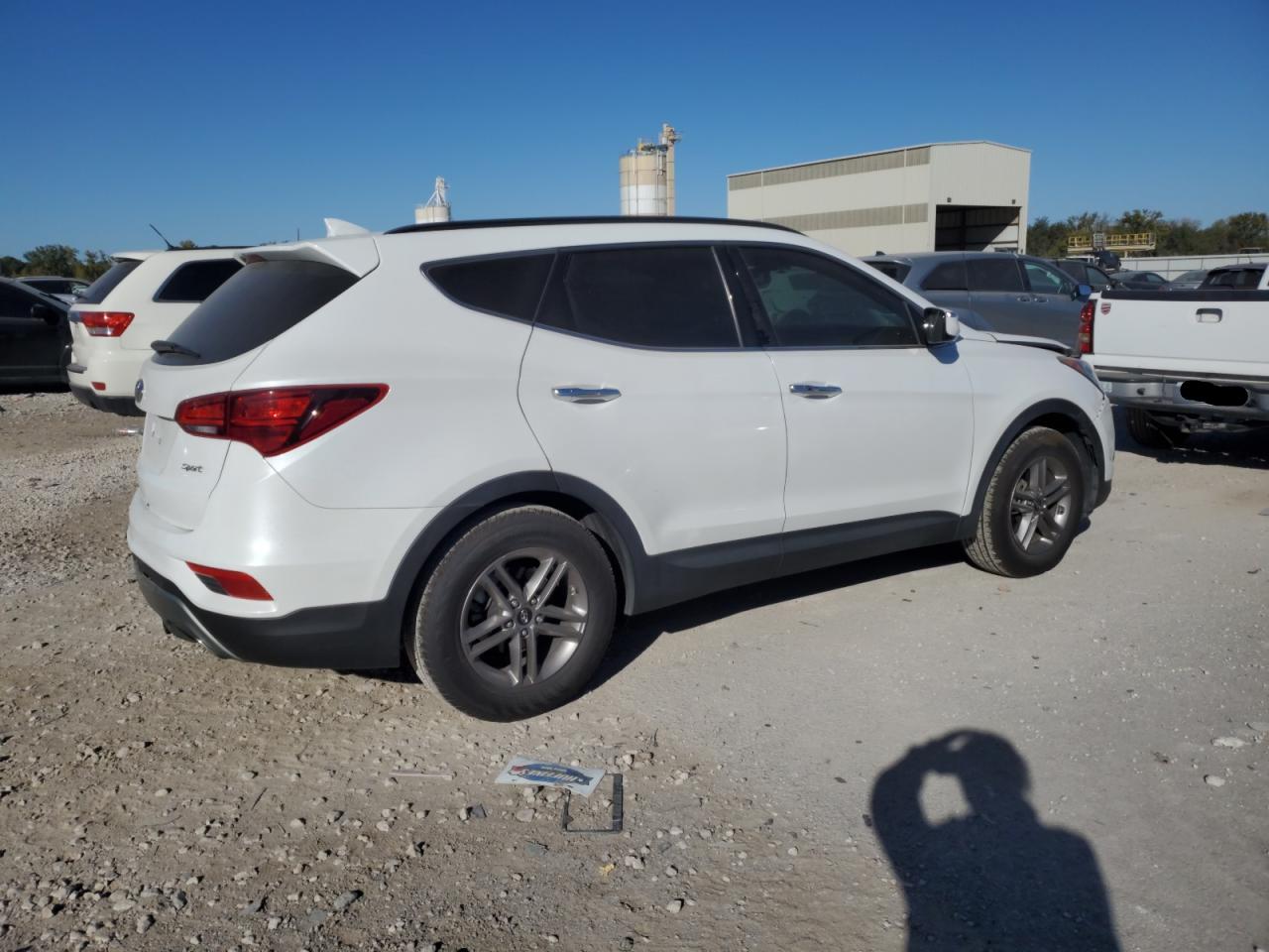 2017 Hyundai Santa Fe VIN 5NMZU3LB0HH007486 Copart auction photo, front end / rear end damage thumbnail 3