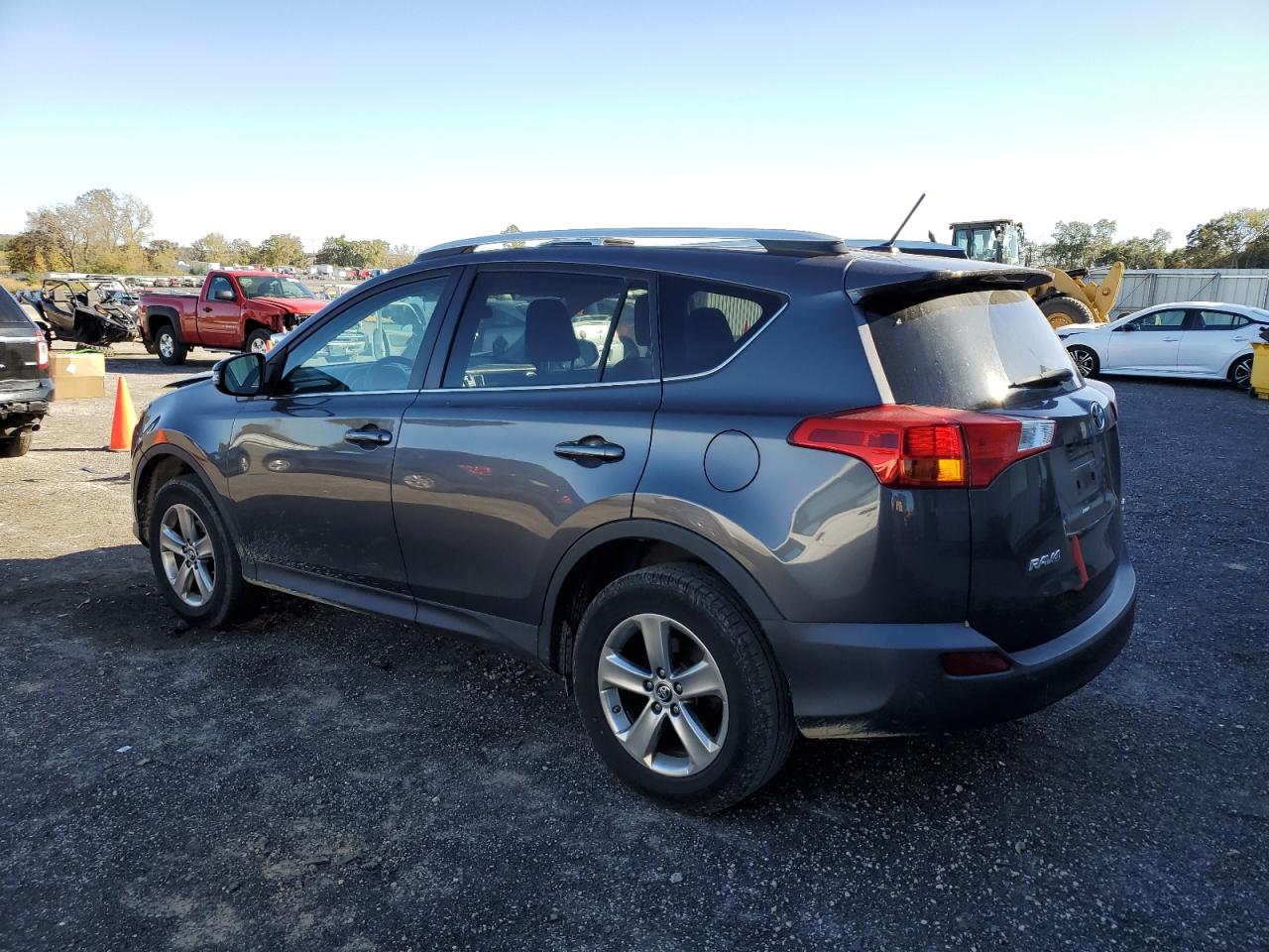 2015 Toyota RAV 4 VIN 2T3WFREV8FW202980 Copart auction photo, front end damage thumbnail 2