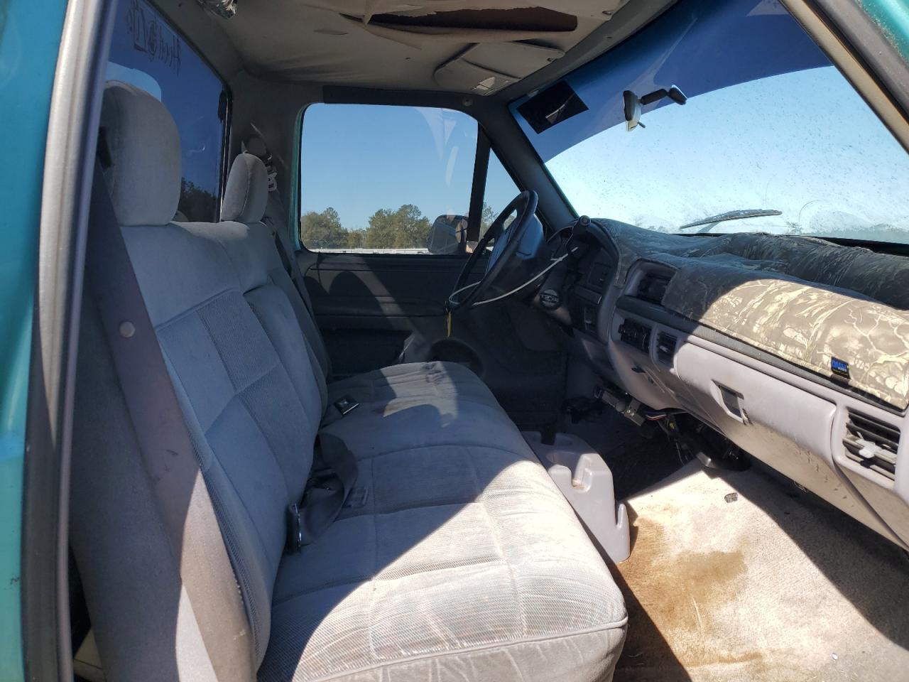 1994 Ford F-150 VIN 1FTEF14N3RNA97159 Copart auction photo, front end damage thumbnail 10