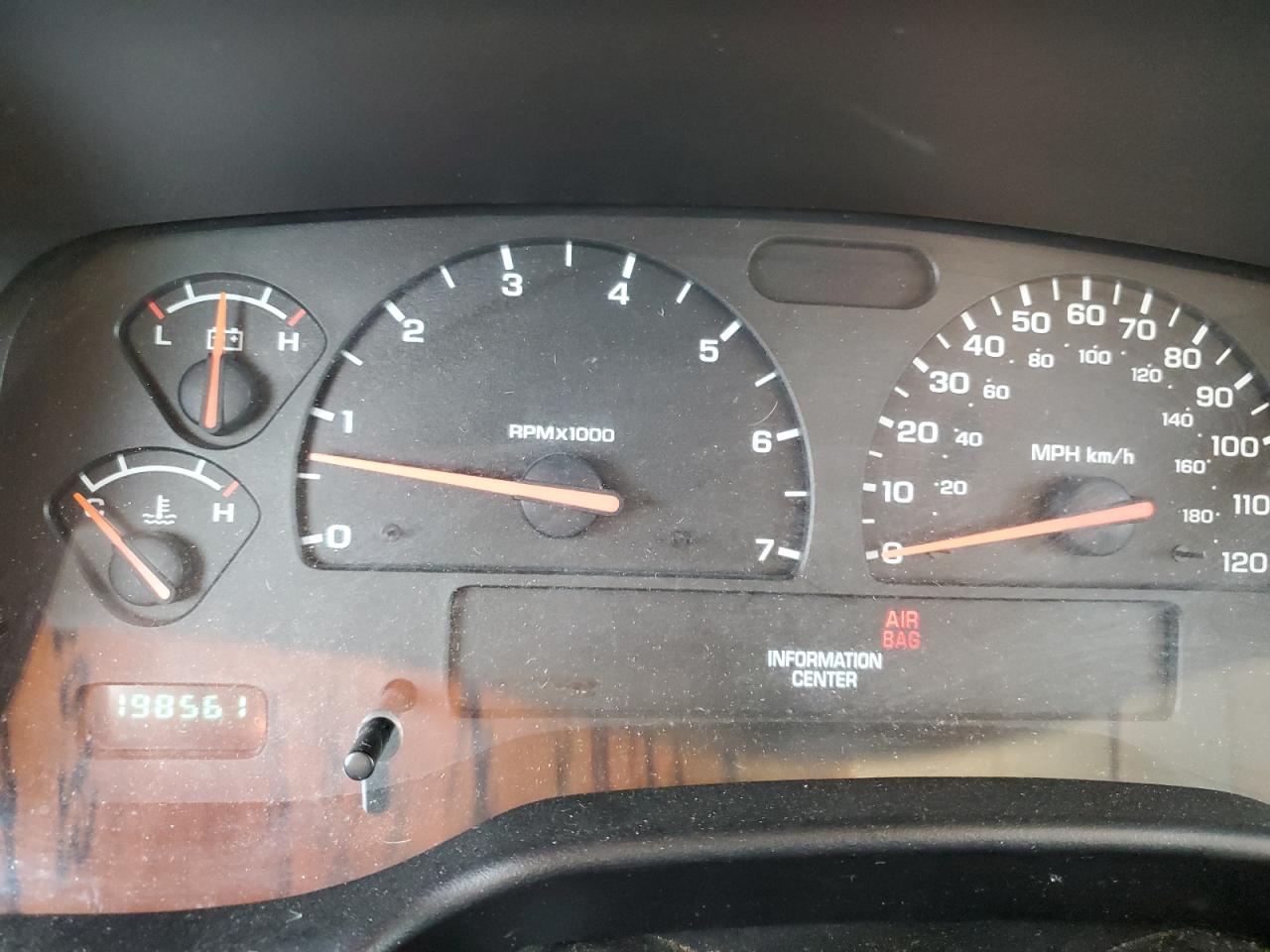 2002 Dodge Dakota VIN 1B7HG38N02S655900 Copart auction photo, all over damage thumbnail 9
