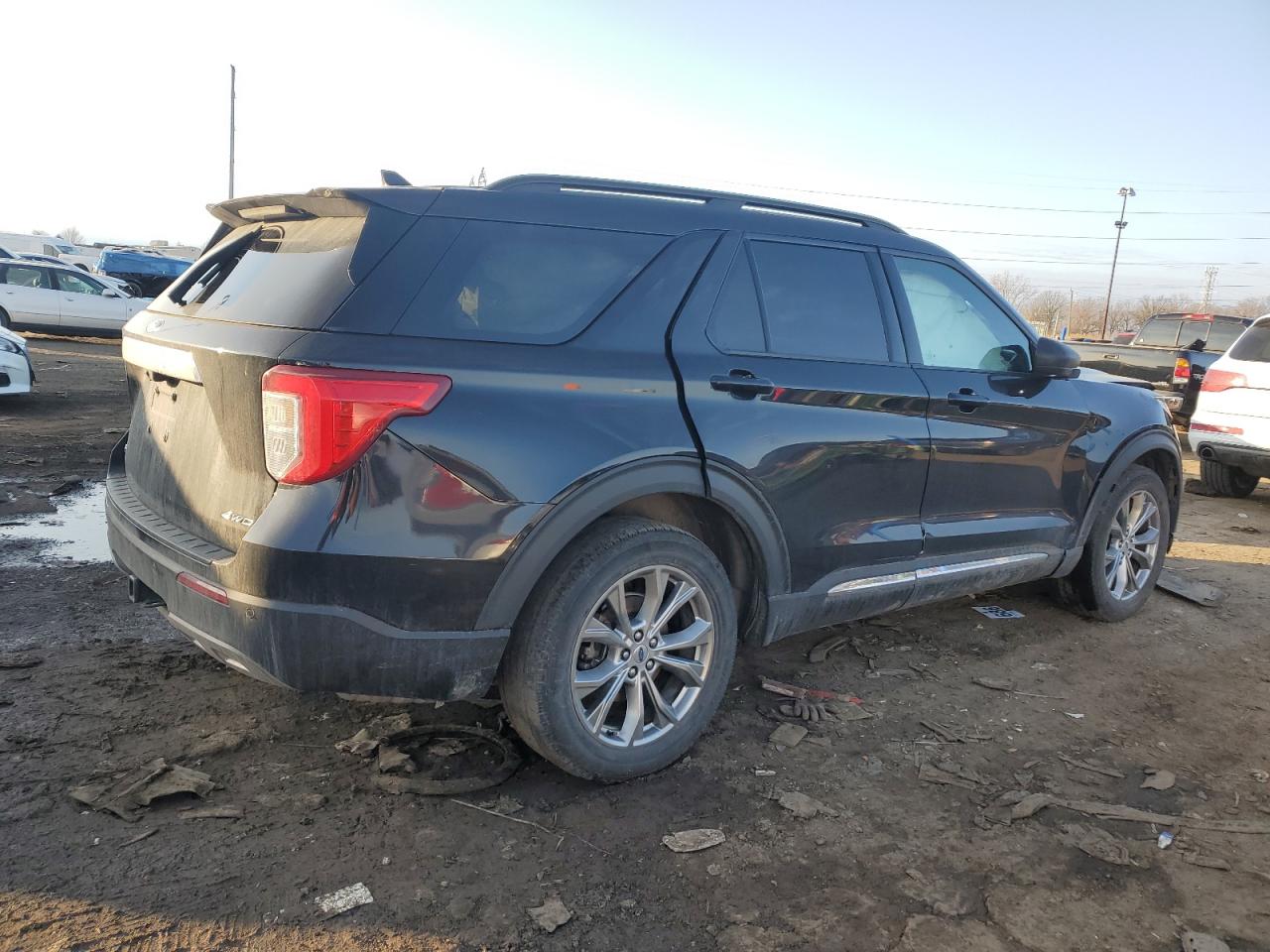 2022 Ford Explorer VIN 1FMSK8DH1NGA91193 Copart auction photo, front end / side damage thumbnail 3