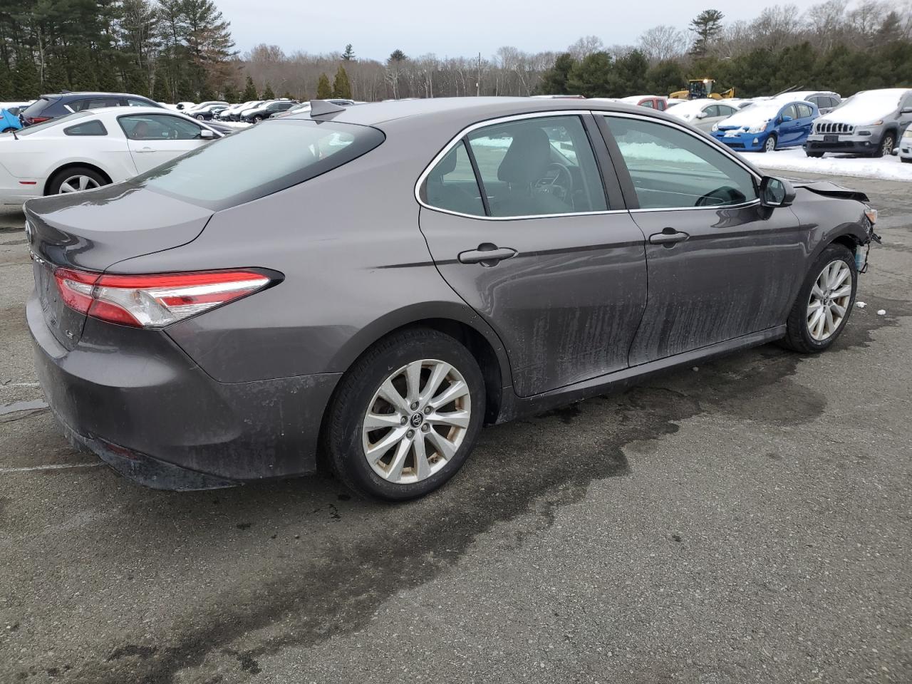 2019 Toyota Camry VIN 4T1B11HKXKU209349 Copart auction photo, frame damage / front end damage thumbnail 3