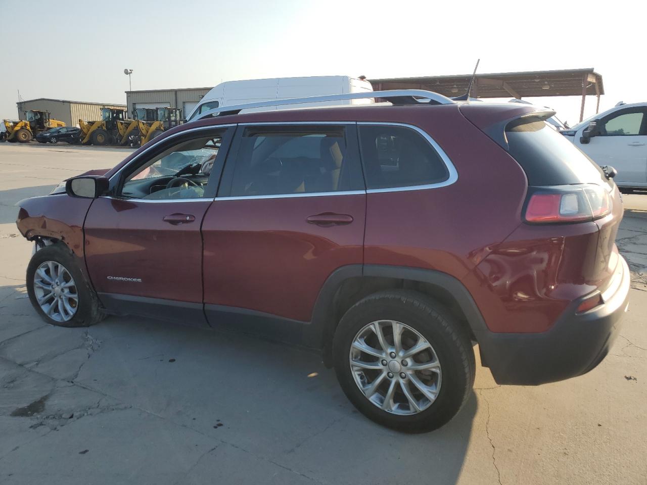 2019 Jeep Grand Cherokee VIN 1C4PJLCB4KD147797 Copart auction photo, front end damage thumbnail 2