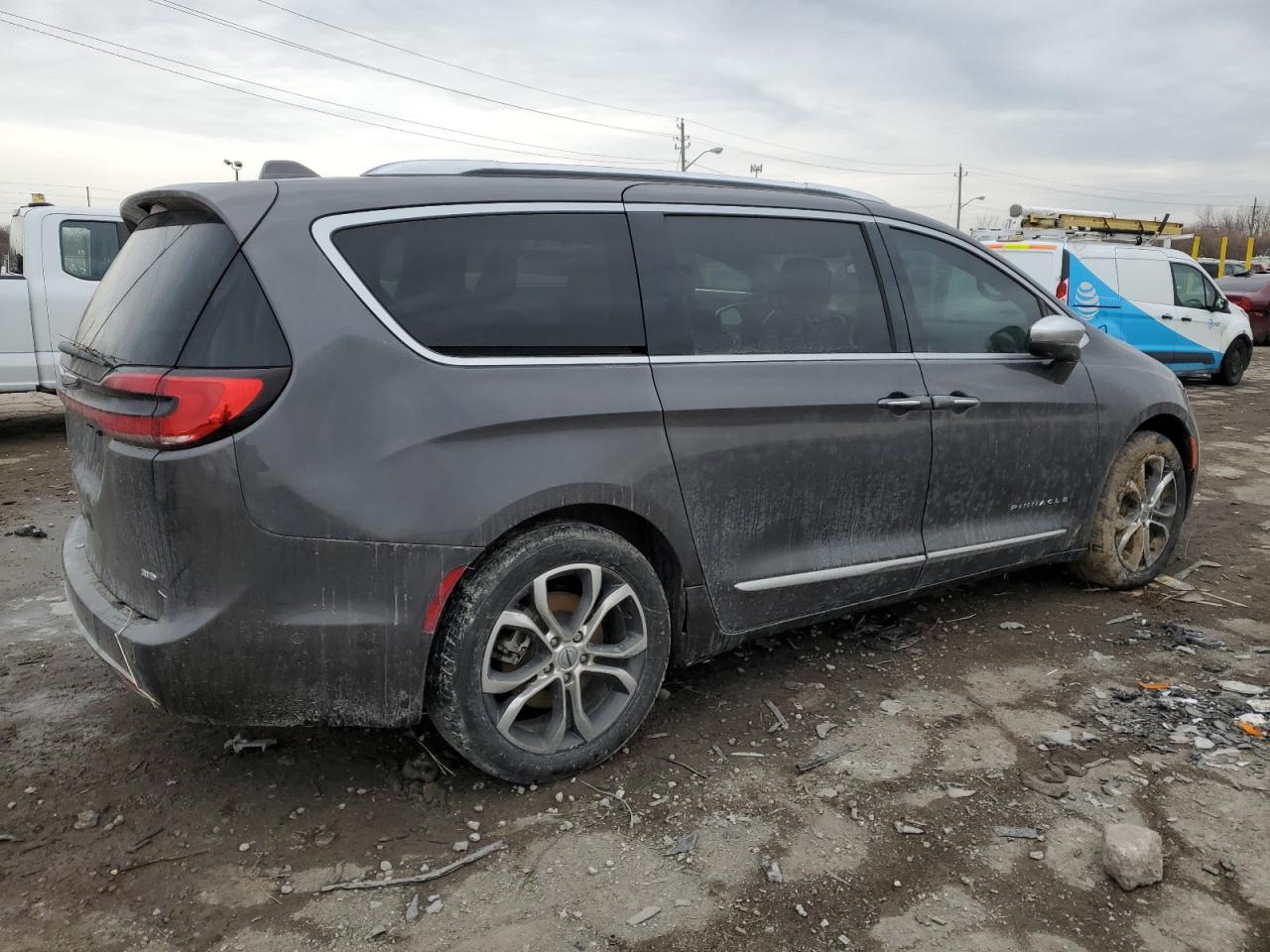 2021 Chrysler Pacifica VIN 2C4RC3PG4MR537291 Copart auction photo, water/flood / front end damage thumbnail 3