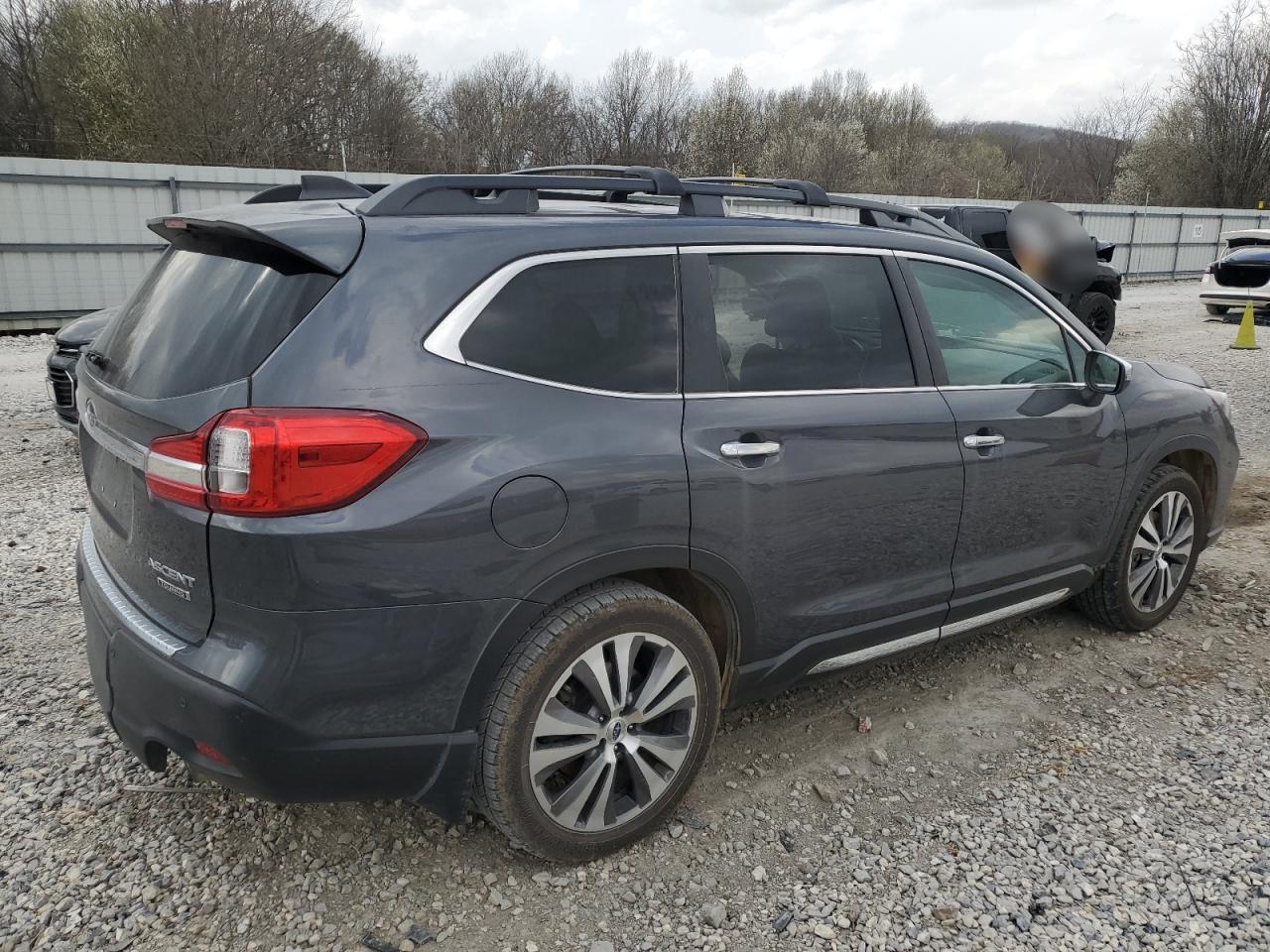 2021 Subaru Ascent VIN 4S4WMARD0M3445512 Copart auction photo, side / front end damage thumbnail 3