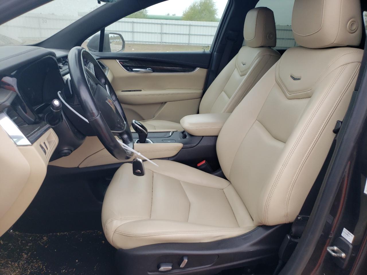 2018 Cadillac XT5 VIN 1GYKNARS4JZ241815 Copart auction photo, front end / minor dent/scratches damage thumbnail 7