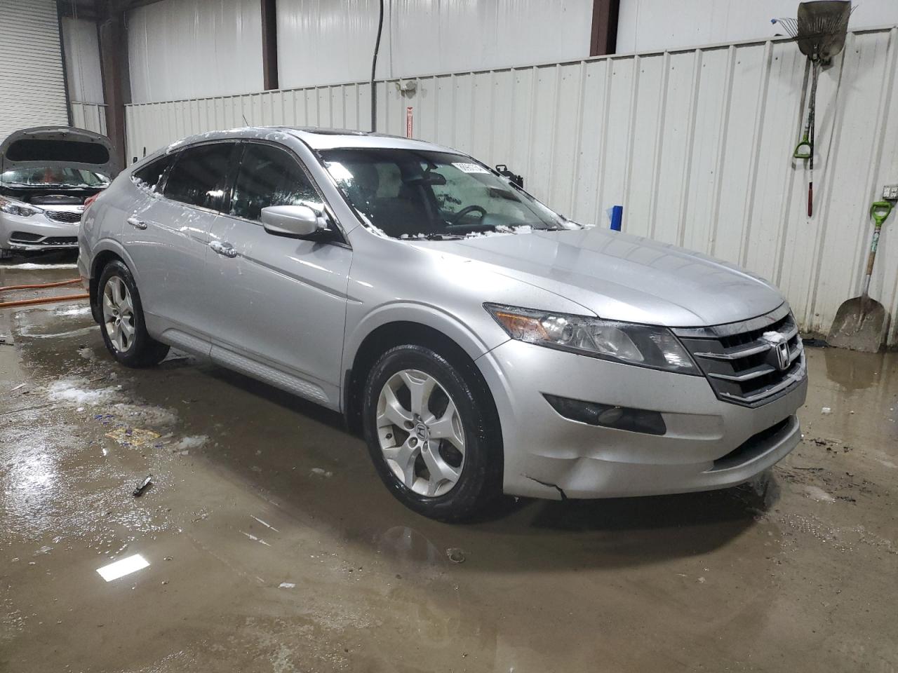 2010 Honda Accord VIN 5J6TF2H57AL016715 Copart auction photo, side / front end damage thumbnail 4