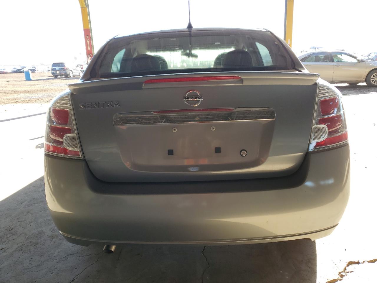 2011 Nissan Sentra VIN 3N1AB6AP6BL704466 Copart auction photo, front end / minor dent/scratches damage thumbnail 6
