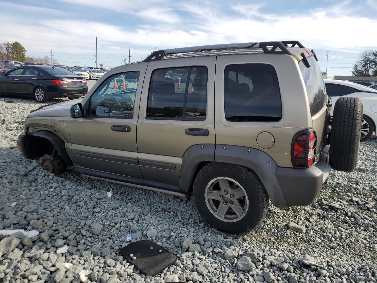 2006 Jeep Liberty (North America) VIN 1J4GL38KX6W126993 Copart auction photo, front end / minor dent/scratches damage thumbnail 2