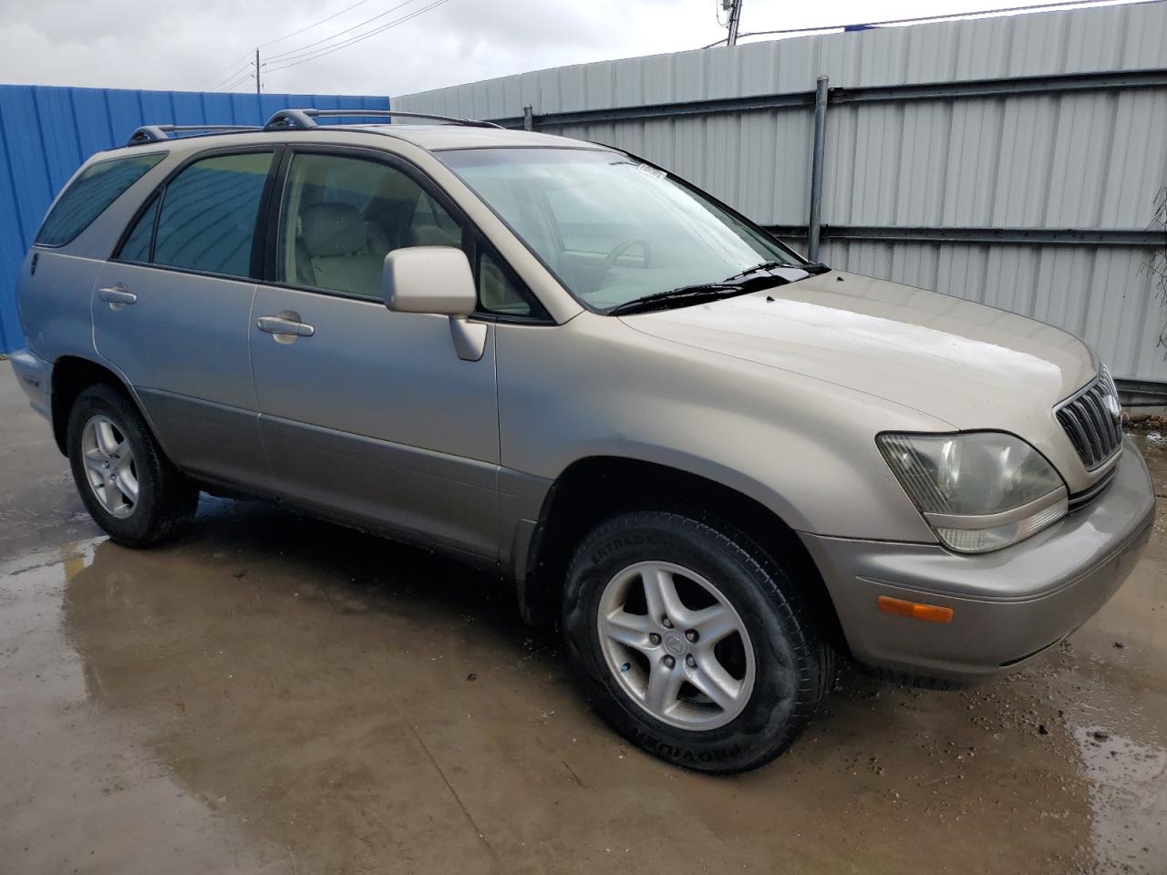 2000 Lexus RX VIN JT6HF10U9Y0111529 Copart auction photo, minor dent/scratches damage thumbnail 4