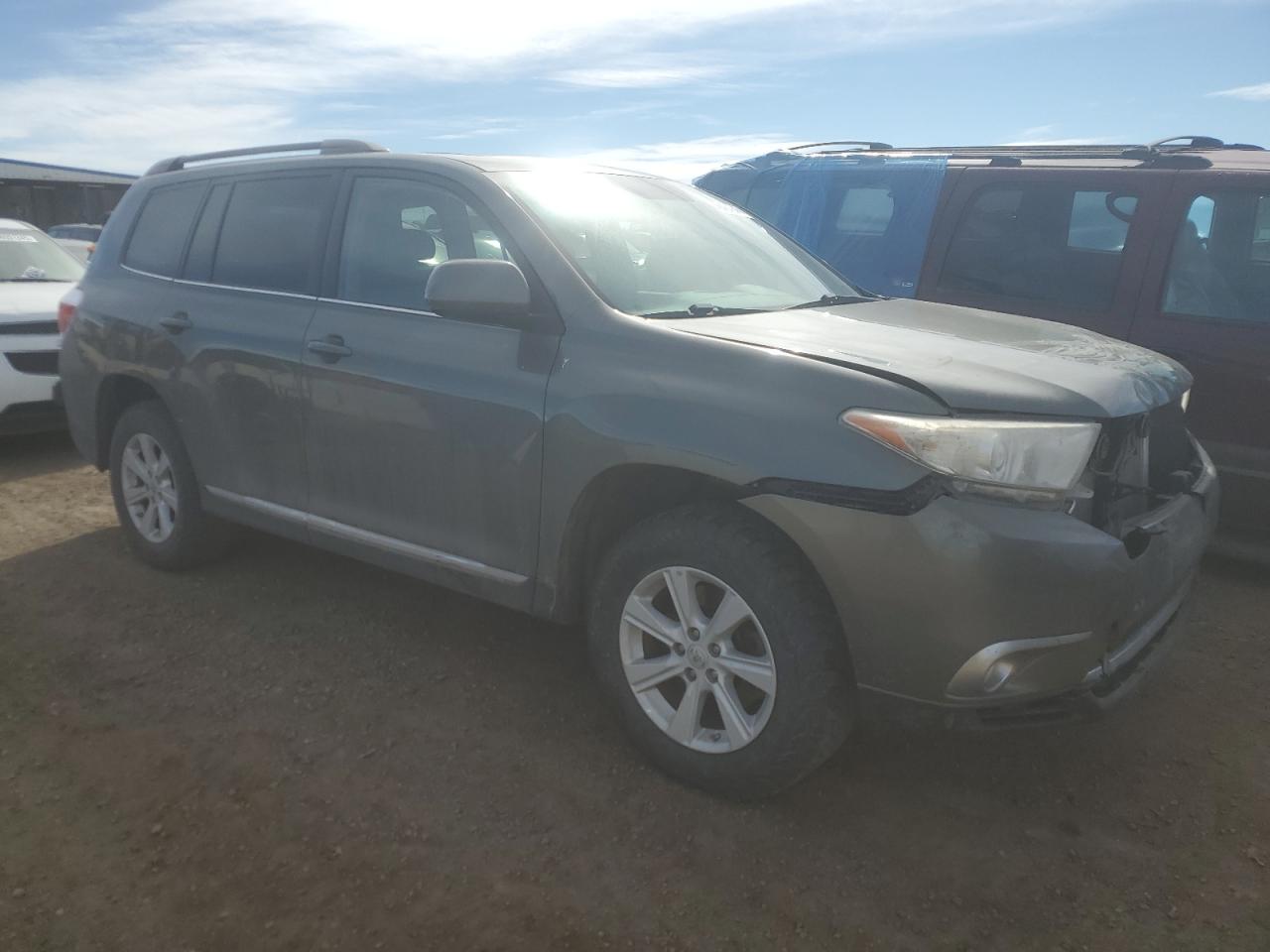 2012 Toyota Highlander VIN 5TDBK3EH7CS095838 Copart auction photo, rear end / front end damage thumbnail 4