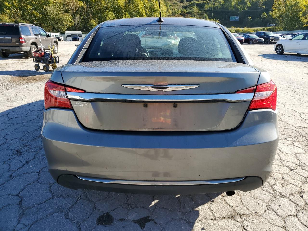 2013 Chrysler 200 VIN 1C3CCBBB6DN603725 Copart auction photo, front end damage thumbnail 6