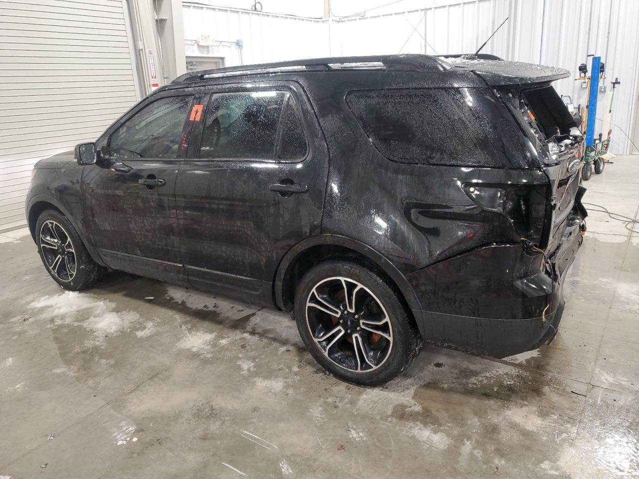 2015 Ford Explorer VIN 1FM5K8GT7FGA17419 Copart auction photo, rear end / front end damage thumbnail 2