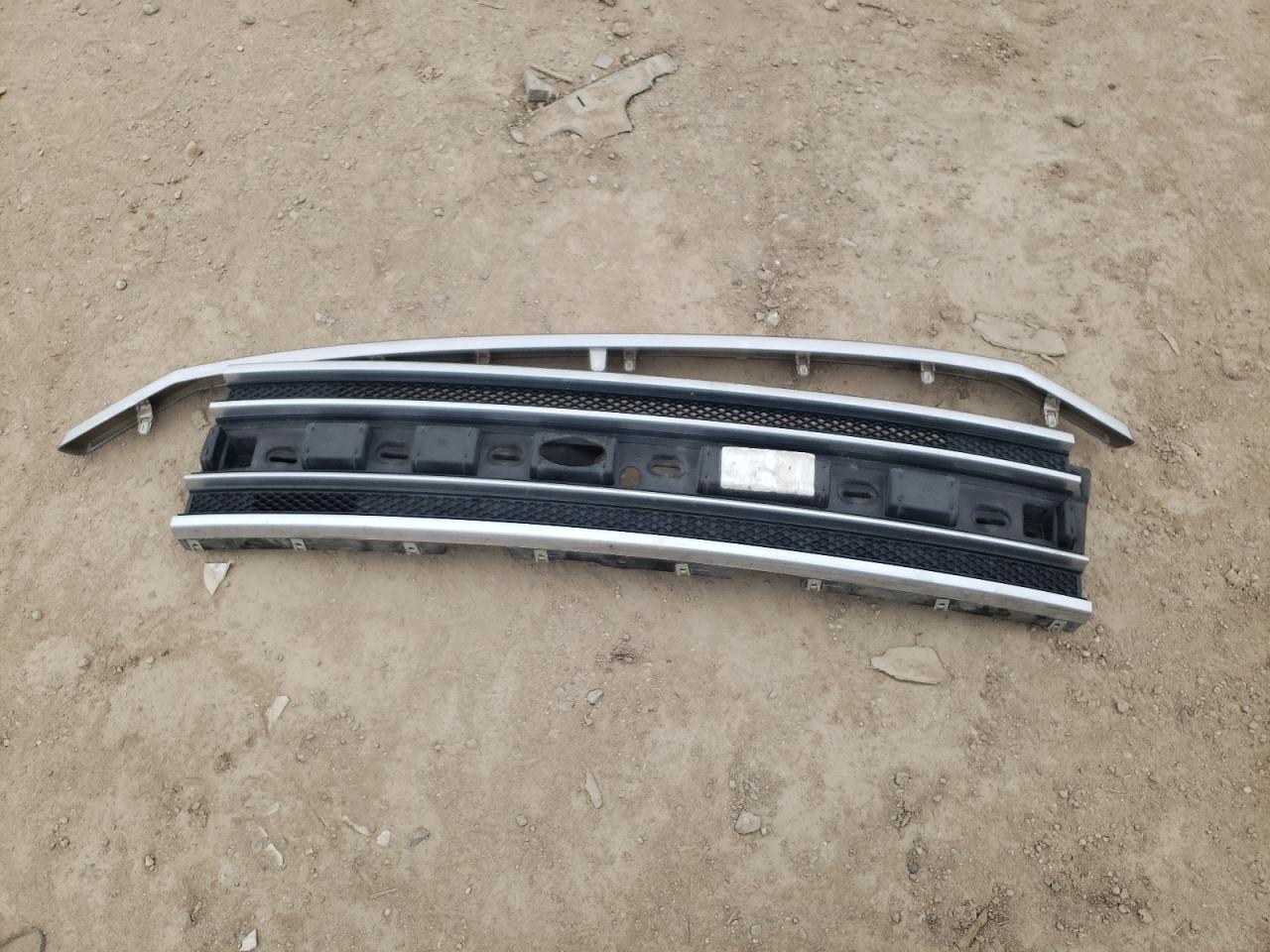 2019 Ford Flex VIN 2FMGK5D86KBA34902 Copart auction photo, front end / minor dent/scratches damage thumbnail 12