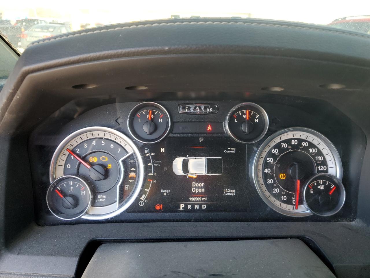 2016 RAM 1500 VIN 1C6RR7MT5GS351924 Copart auction photo, front end / minor dent/scratches damage thumbnail 9
