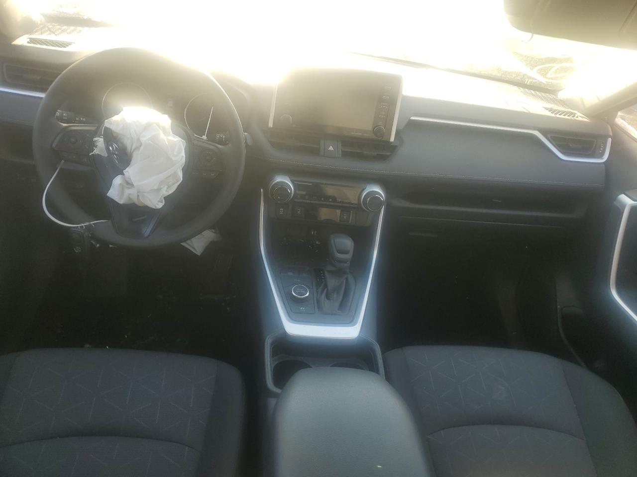 2019 Toyota RAV 4 VIN JTMRWRFV0KD008981 Copart auction photo, front end damage thumbnail 8