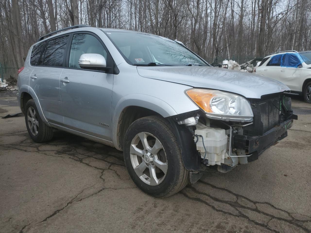 2010 Toyota RAV 4 VIN 2T3DK4DV8AW015996 Copart auction photo, front end damage thumbnail 4