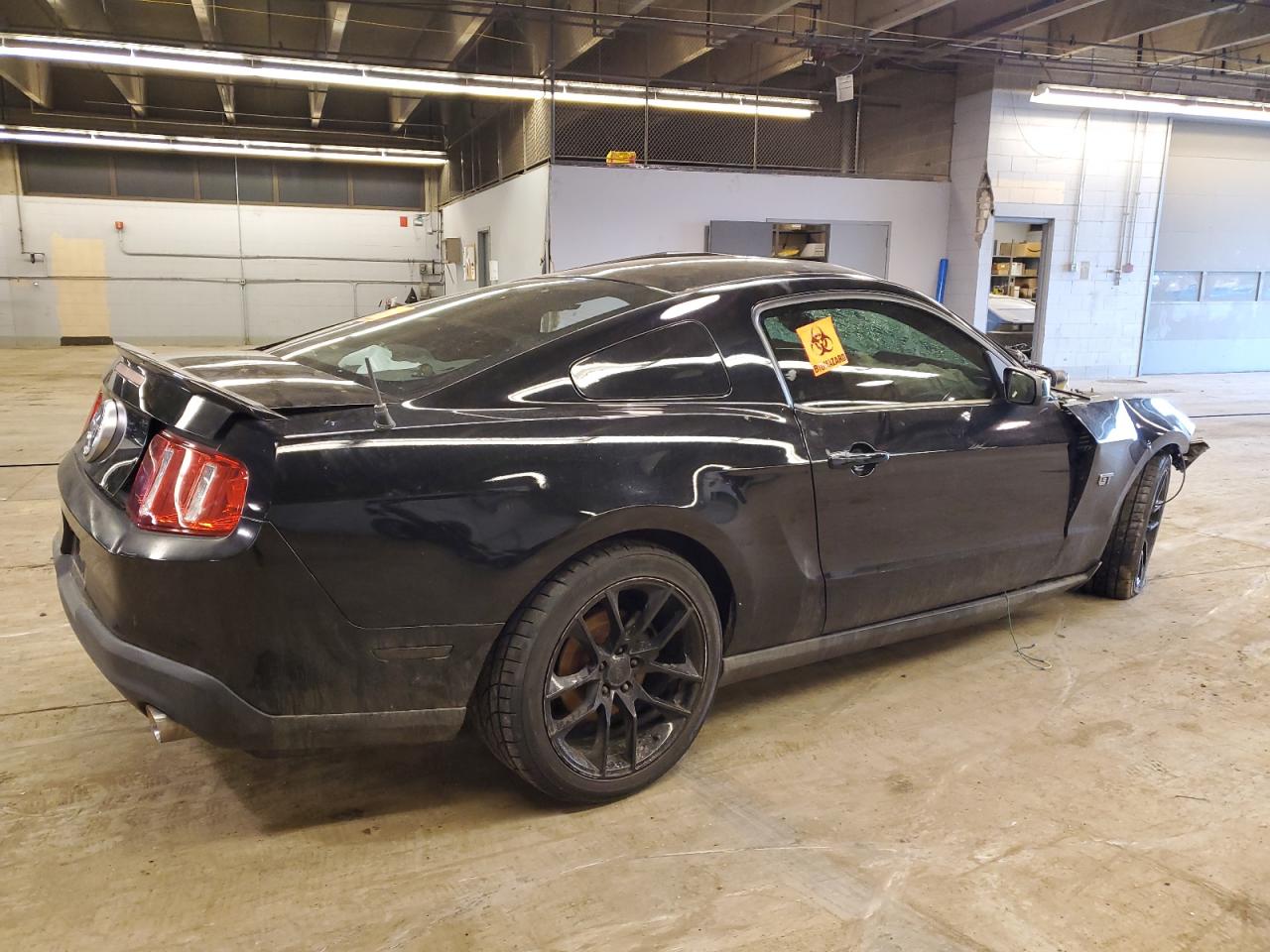 2010 Ford Mustang VIN 1ZVBP8CH3A5129808 Copart auction photo, all over damage thumbnail 3