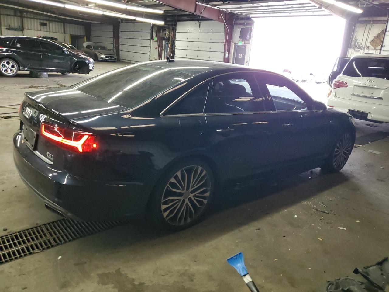 2016 Audi A6 VIN WAUGFAFC2GN181293 Copart auction photo, front end damage thumbnail 3