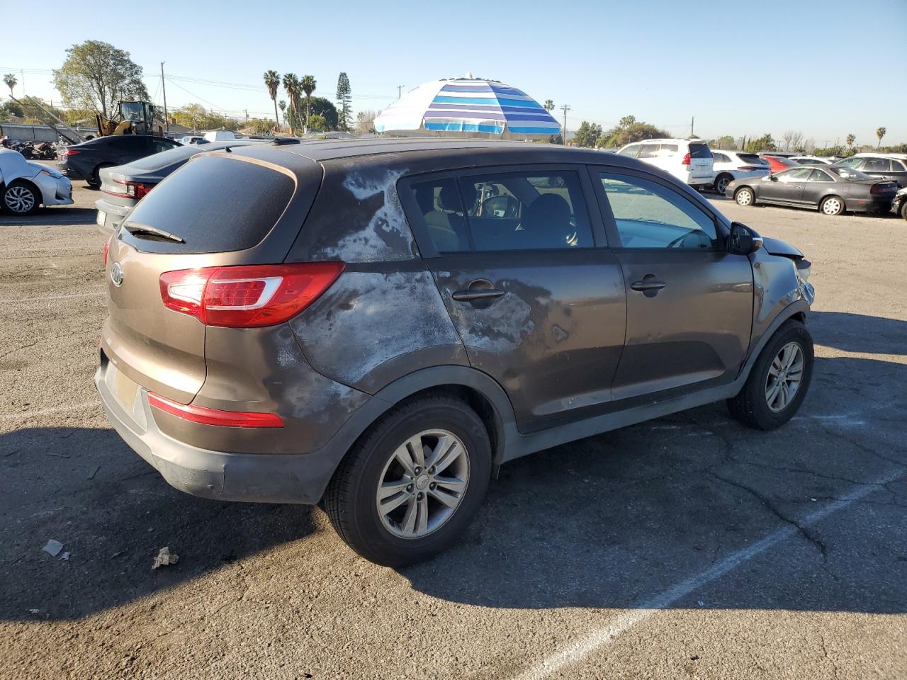2011 KIA Sportage VIN KNDPB3A24B7059234 Copart auction photo, front end damage thumbnail 3