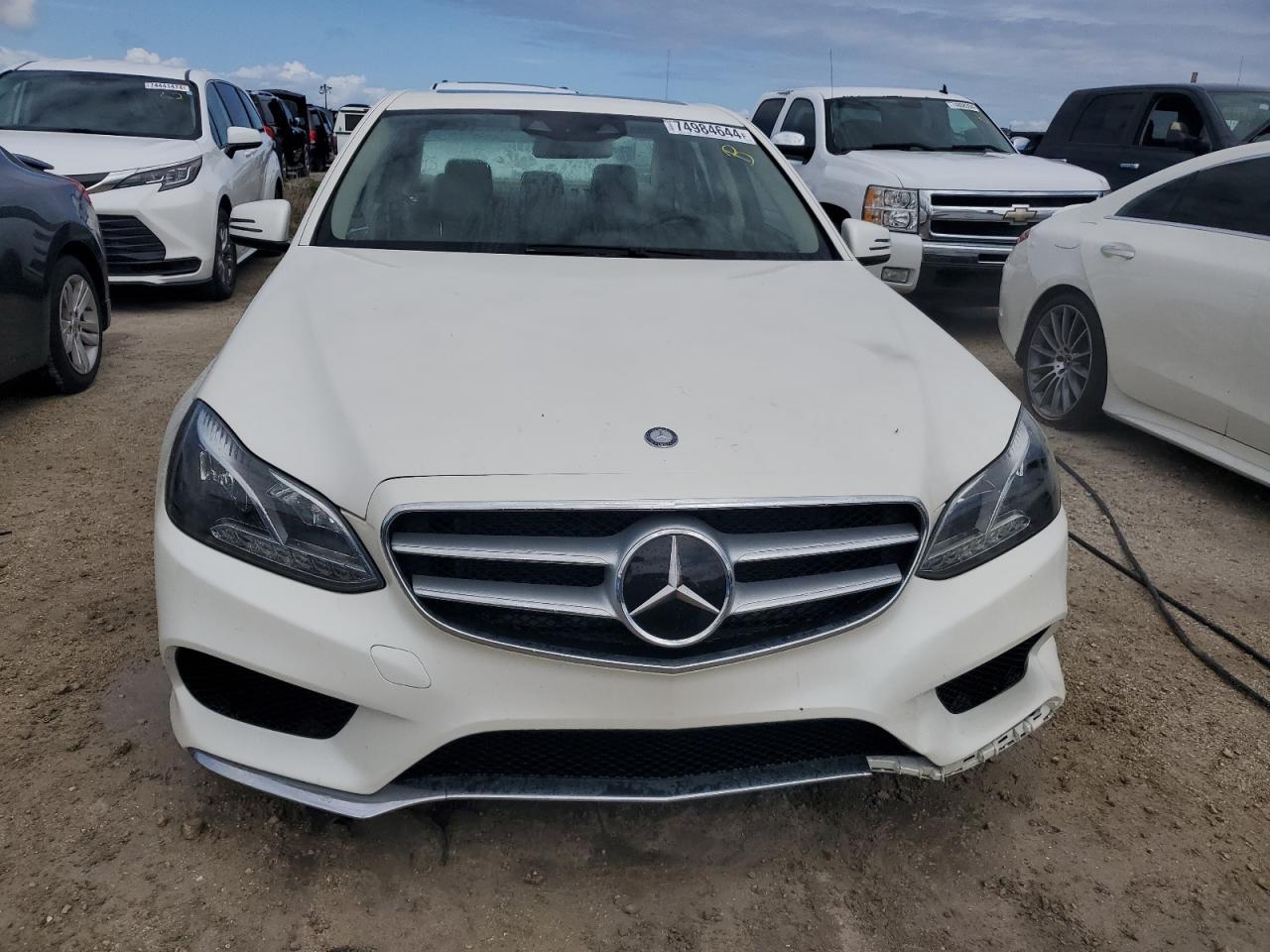 2014 Mercedes-Benz E-klasse VIN WDDHF5KB3EA847390 Copart auction photo, water/flood damage thumbnail 5