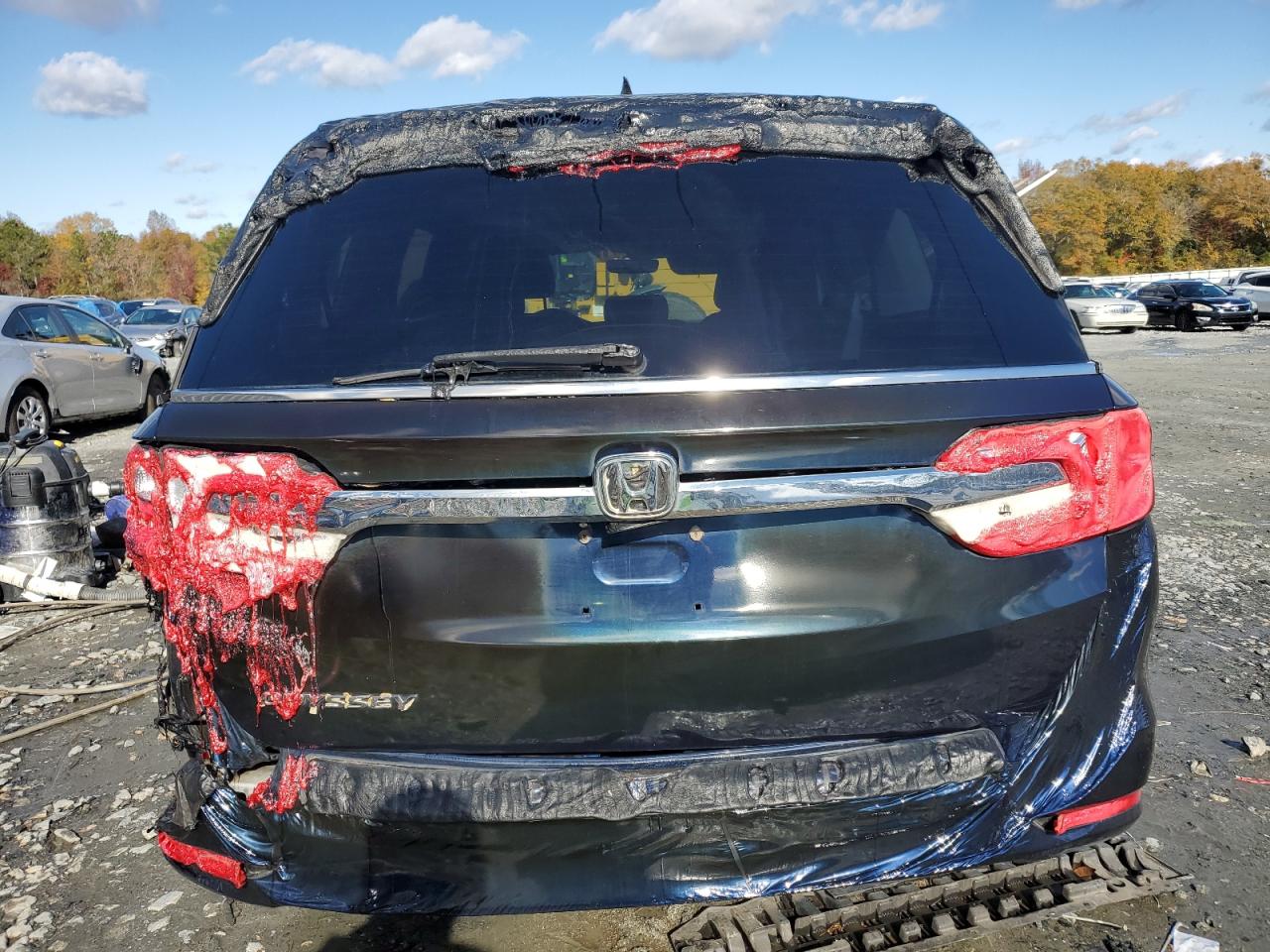 2018 Honda Odyssey VIN 5FNRL6H76JB103350 Copart auction photo, burn damage thumbnail 6