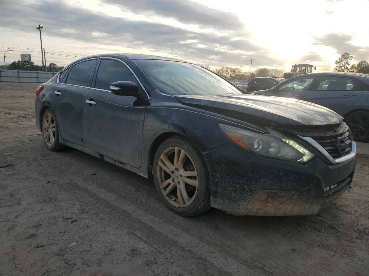 2017 Nissan Altima VIN 1N4BL3AP5HC163322 Copart auction photo, front end damage thumbnail 4