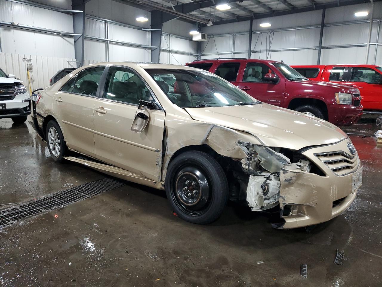 2011 Toyota Camry VIN 4T1BF3EK3BU708673 Copart auction photo, front end / rear end damage thumbnail 4