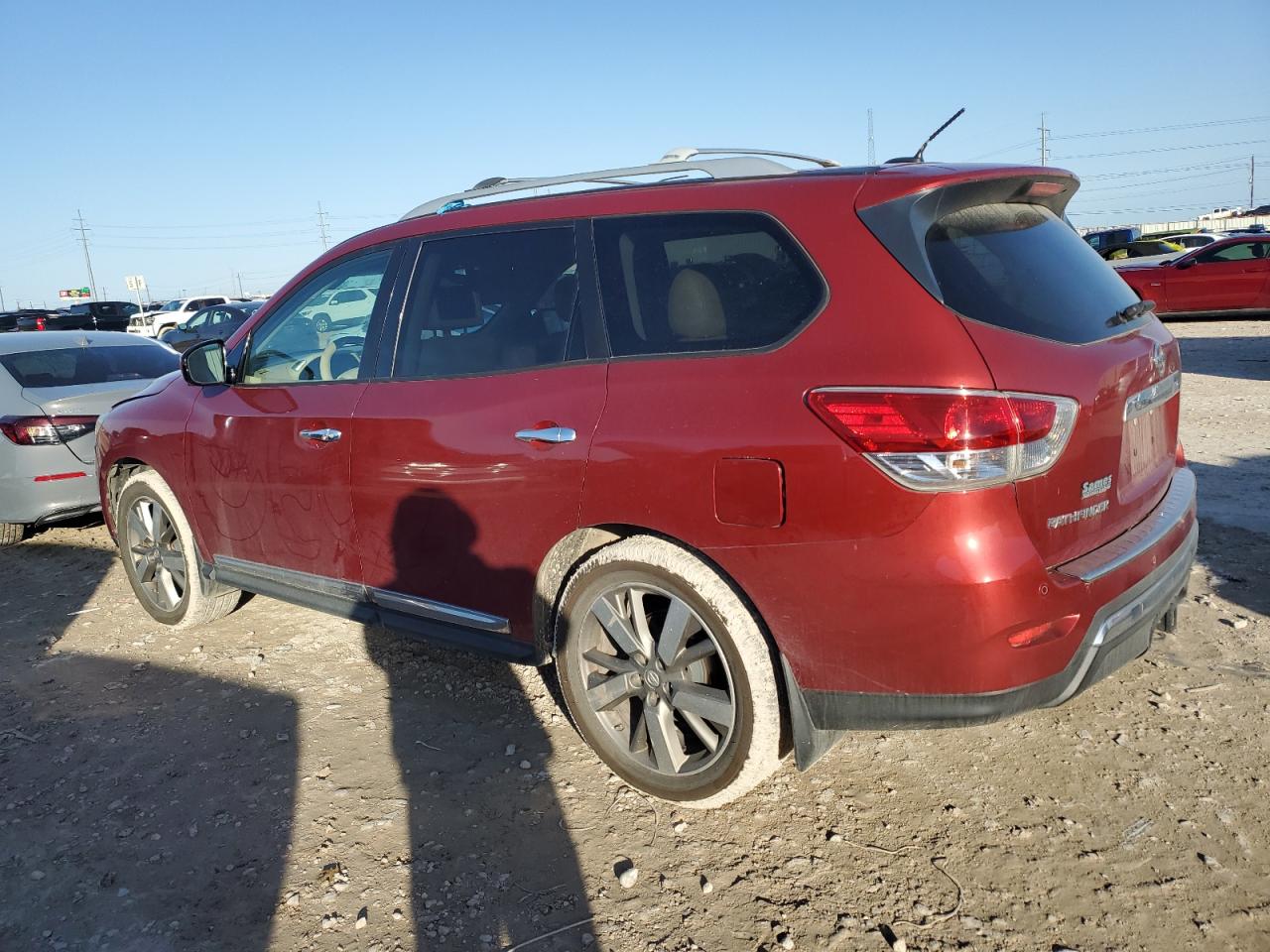 2014 Nissan Pathfinder VIN 5N1AR2MN0EC710285 Copart auction photo, minor dent/scratches damage thumbnail 2