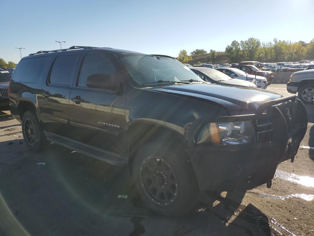 2012 Chevrolet Suburban VIN 1GNWKMEG5CR196073 Copart auction photo, front end / top/roof damage thumbnail 4