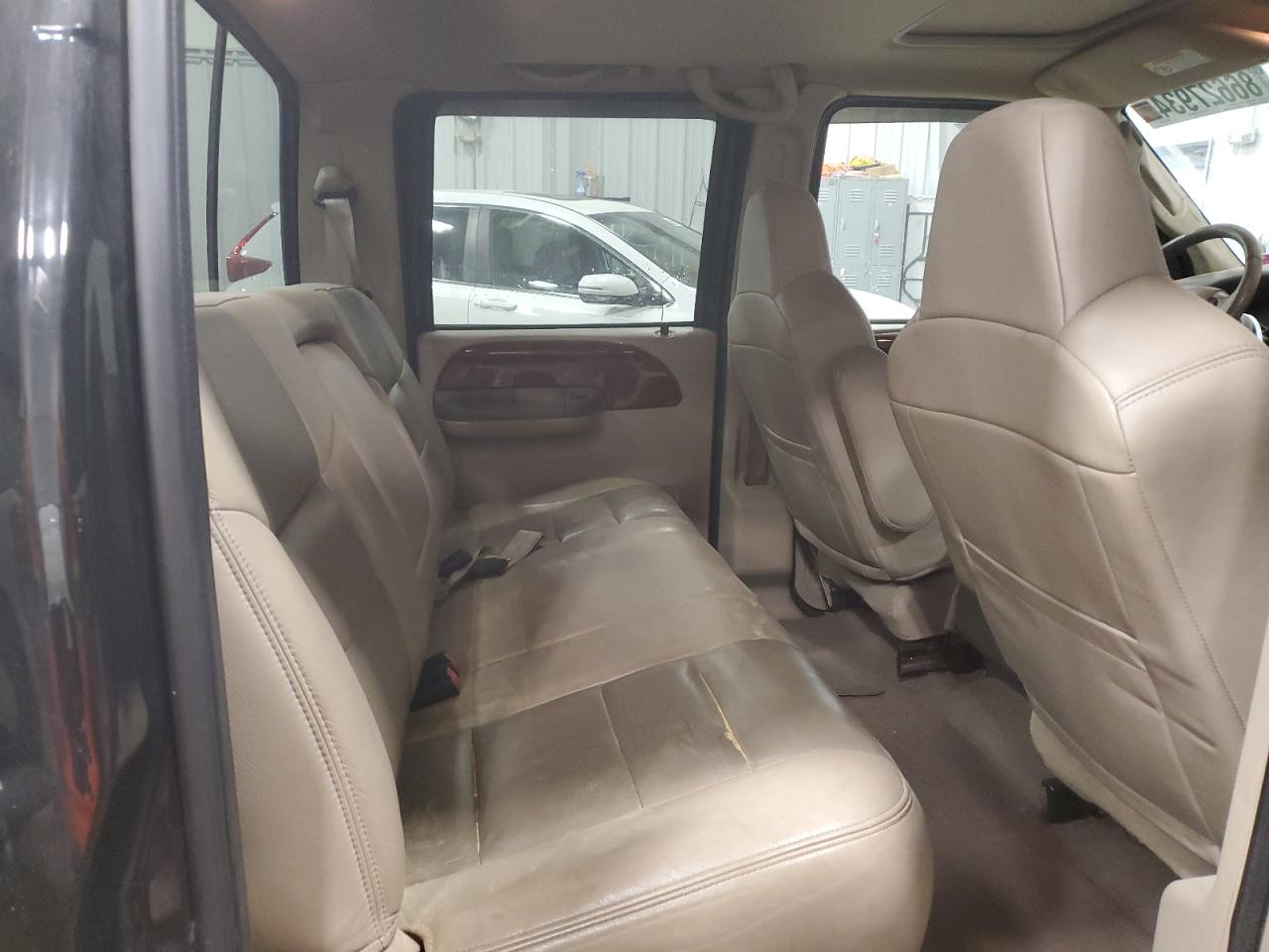 2003 Ford F250 VIN 1FTNW21P03ED08188 Copart auction photo, rear end damage thumbnail 10