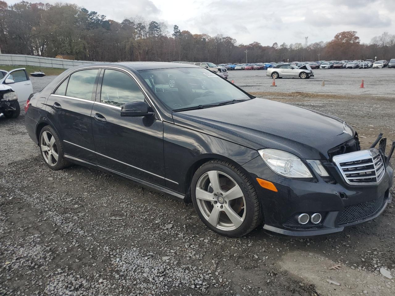 2010 Mercedes-Benz E-klasse VIN WDDHF5GBXAA026242 Copart auction photo, front end / minor dent/scratches damage thumbnail 4