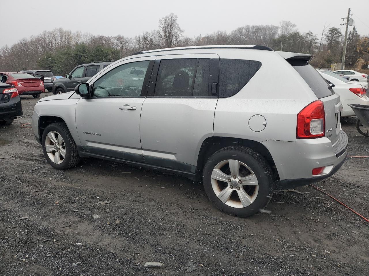2011 Jeep Compass VIN 1J4NF1FB5BD258569 Copart auction photo, front end damage thumbnail 2