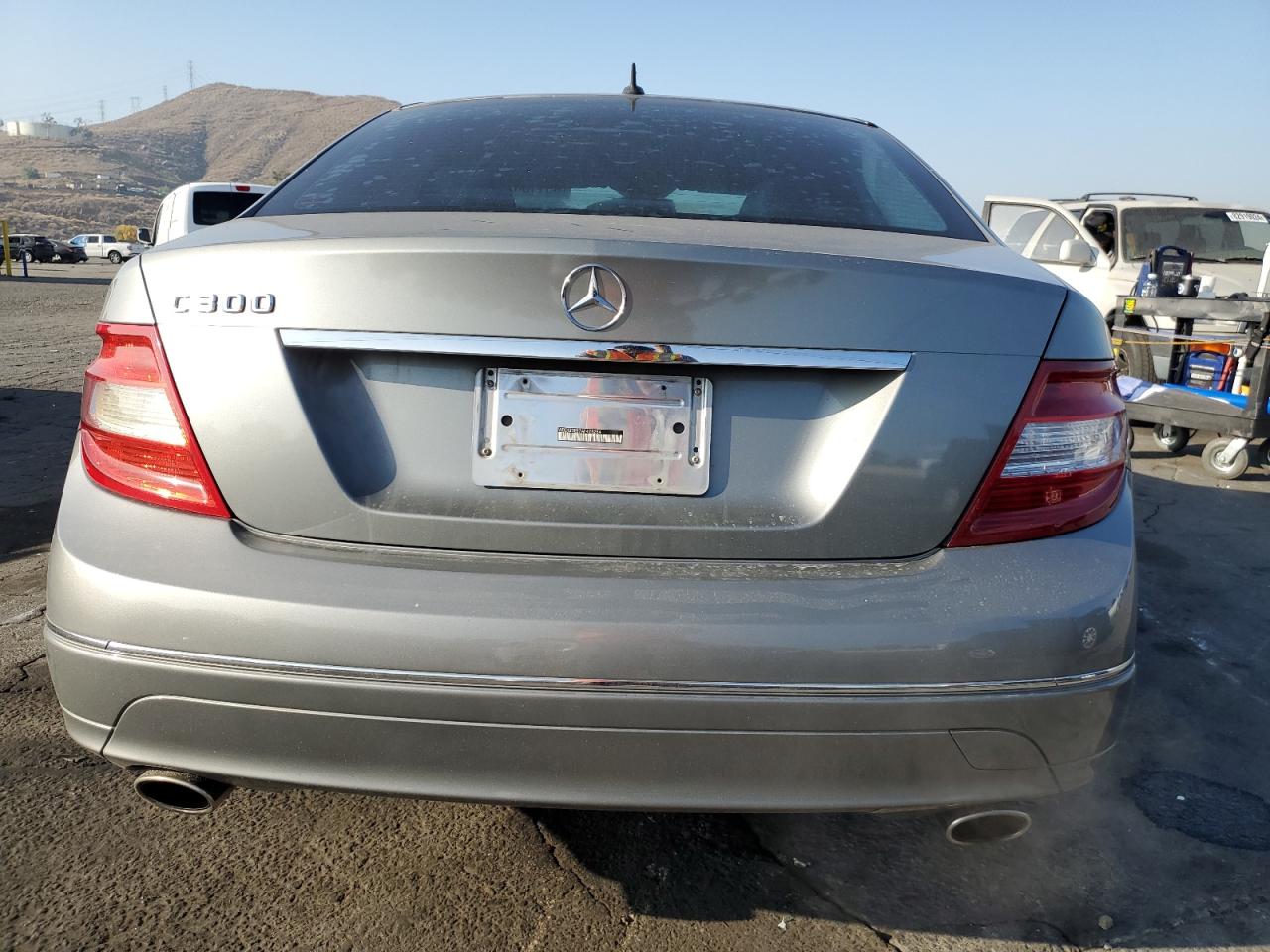 2010 Mercedes-Benz C-klasse VIN WDDGF5EB7AF428284 Copart auction photo, side / front end damage thumbnail 6