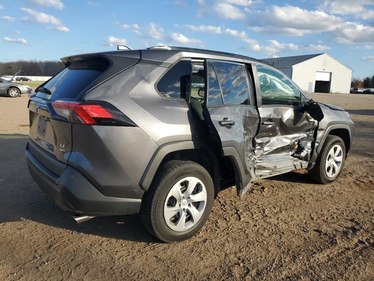 2021 Toyota RAV 4 VIN 2T3F1RFV1MW203754 Copart auction photo, side / front end damage thumbnail 3