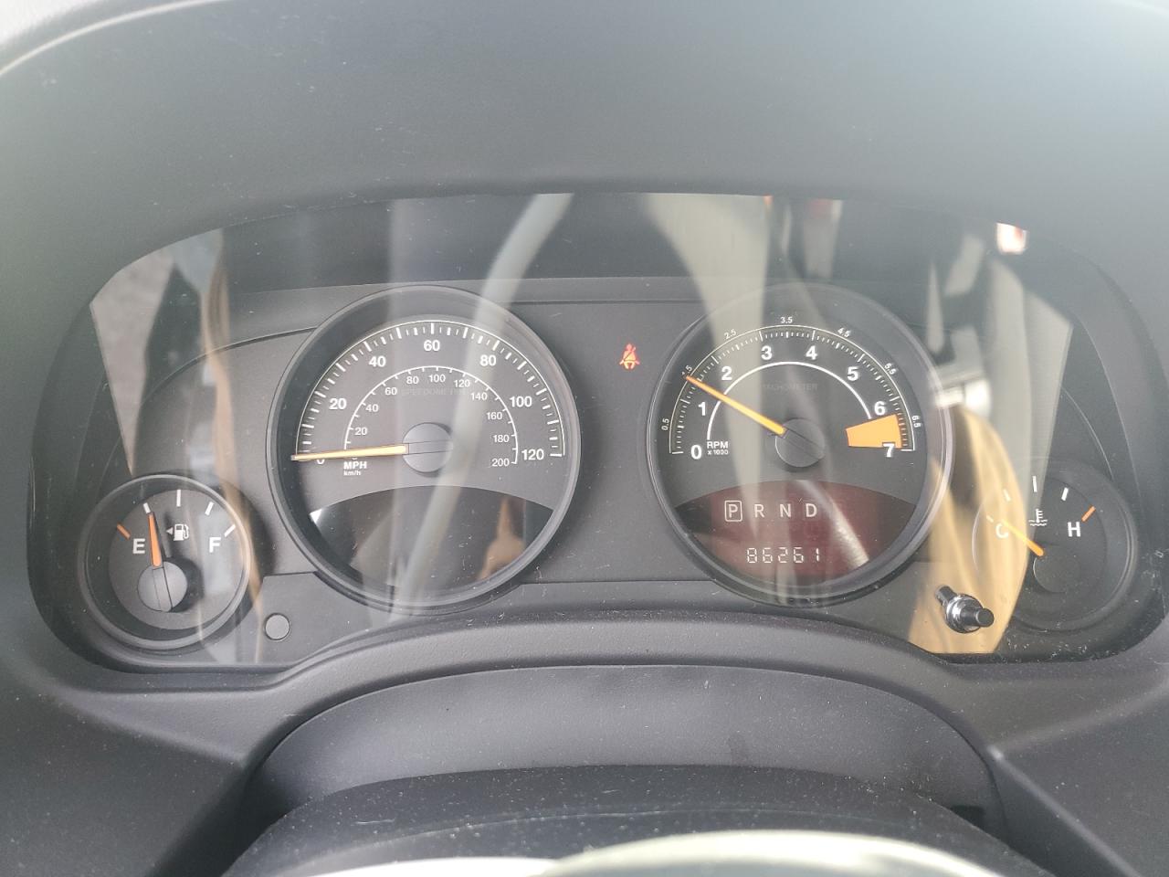 2016 Jeep Liberty (Patriot) VIN 1C4NJRBB5GD572951 Copart auction photo, front end / minor dent/scratches damage thumbnail 9